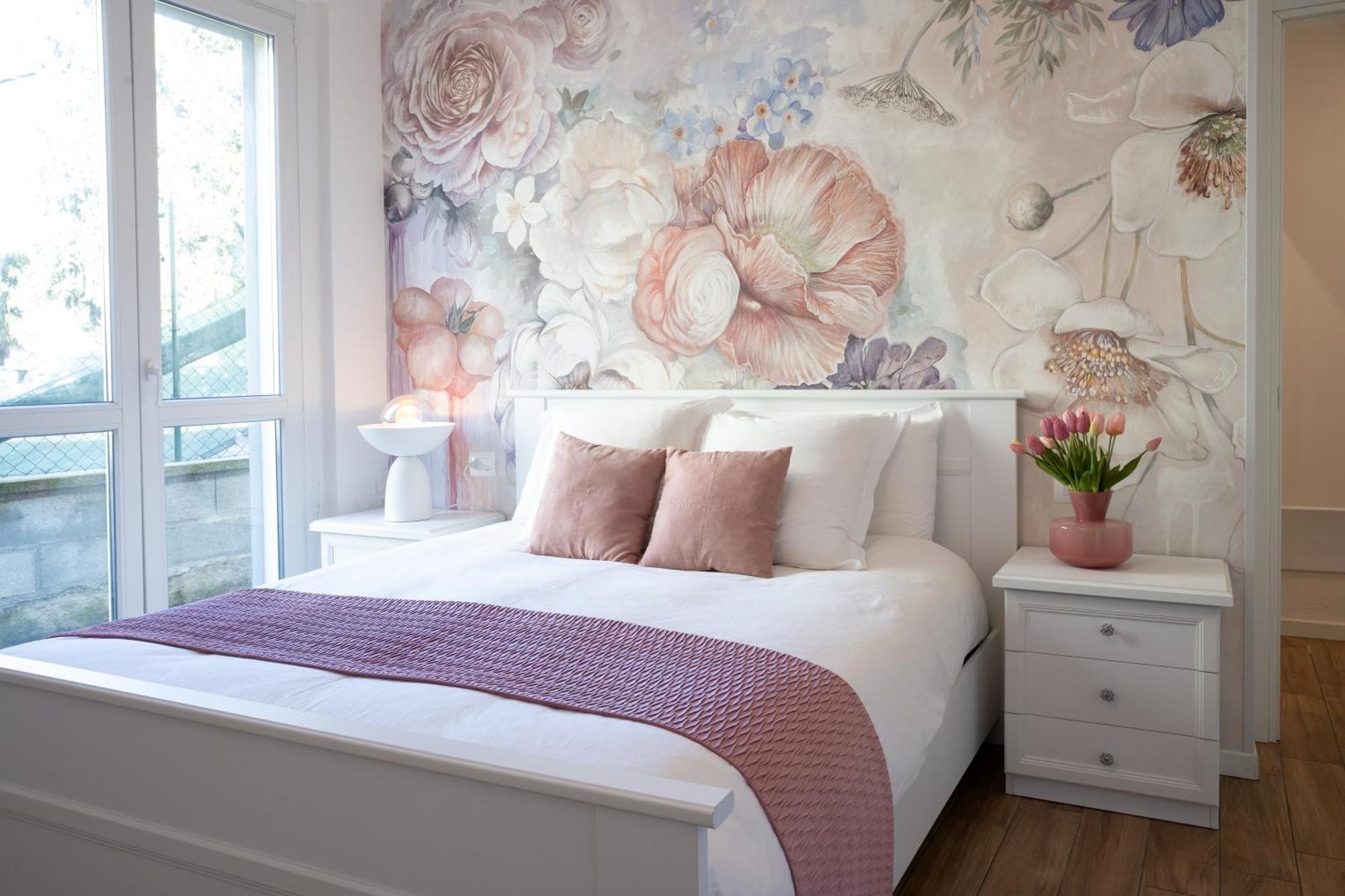 Lora Rose Suite ,Free Parking, Self Check In,2 Como Exterior photo